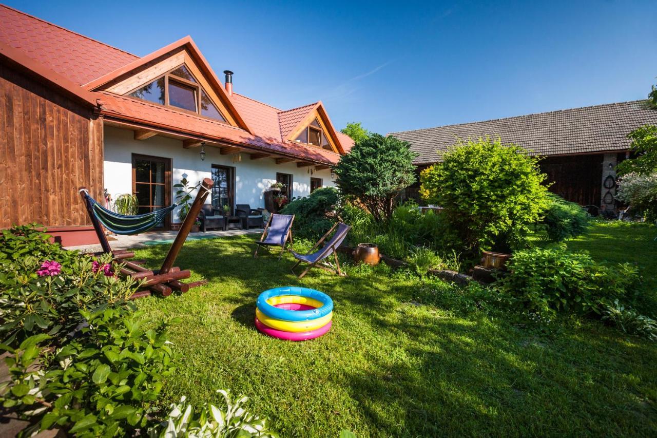 Villa Dom Pod Orzechem Lapczyca Esterno foto