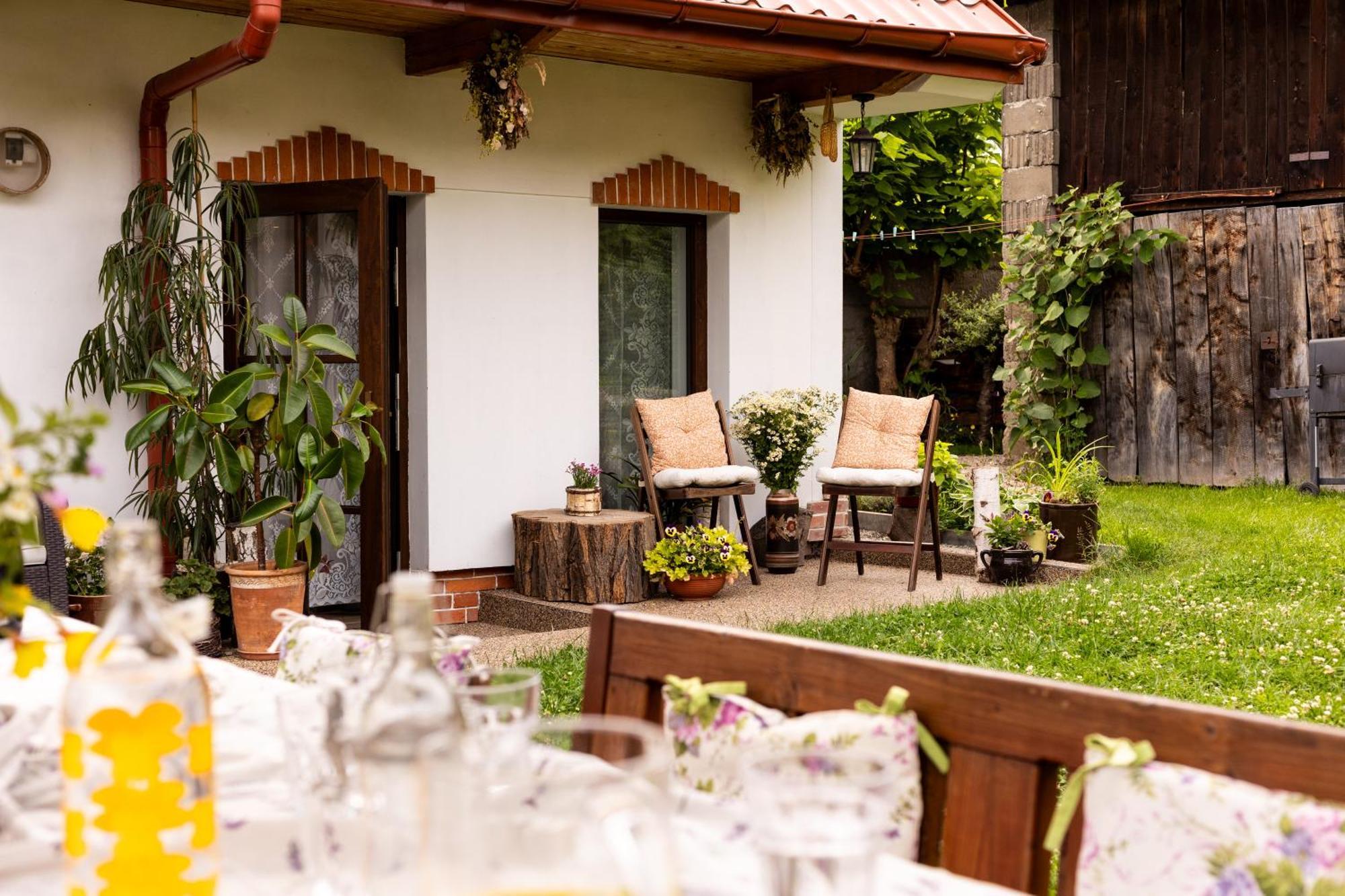 Villa Dom Pod Orzechem Lapczyca Esterno foto